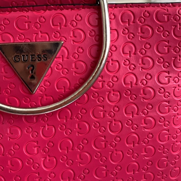 Guess? Hot Pink Logo Crossbody Purse - Picture 4 of 7